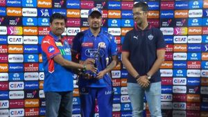 IPL 2025: DC vs MI Award Winners, Man of The Match, Post-Match Presentation