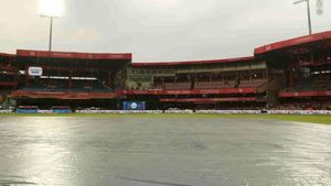 RCB vs PBKS IPL 2025 Highlights: PBKS Opt To Bowl In 14-Over Game