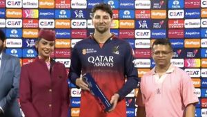 IPL 2025: RCB vs PBKS Award Winners, Man of The Match, Post-Match Presentation