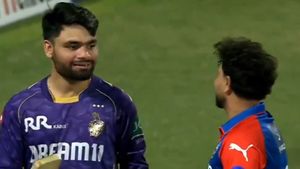 Kuldeep Yadav Slaps Rinku Singh After DC-KKR Clash, Sparks Huge Buzz: WATCH Viral Video