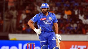 Rohit Sharma Becomes Second Indian to Complete 12000 Runs in T20 Cricket During SRH vs MI IPL 2025 Clash