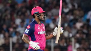 IPL 2025: Why is BCCI suddenly checking Bat Sizes during Tournament?
