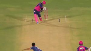Vaibhav Suryavanshi hits Six off First Ball on IPL 2025 Debut, Commentators Stunned - Watch