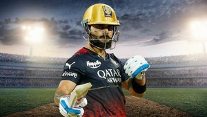 Virat Kohli IPL 2025 Stats: Runs, Highest Score, Strike Rate, Centuries - Updated after DC Match