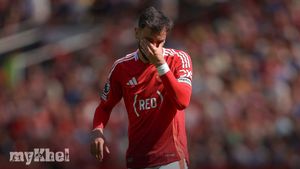 Bruno Fernandes Highlights Manchester United's Lack Of Cutting Edge In West Ham Defeat