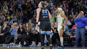 Courtney Vandersloot Surpasses Allie Quigley To Become Chicago Sky's All-Time Top Scorer