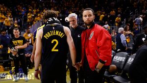 Curry Unlikely To Play In Warriors' Crucial Game 5 Against Timberwolves Due To Injury