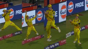CSK vs PBKS: Dewald Brevis takes 'Catch of the Millennium', CSK fans in awe of Baby AB's stunner in defeat
