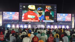IPL 2025 Fan Park Schedule: Dates & Venues Across India to Experience Live Cricket Action with Fellow Fans!
