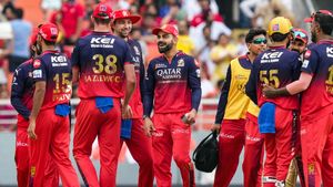 IPL 2025: ‘One Doesn’t Leave Me Alone, The Other Has The Mischief’ – Kohli Makes His RCB Room-Mate Choice