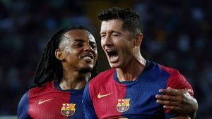 Barcelona vs Real Madrid: Why is Robert Lewandowski not Starting Today in El Clasico? Will he come on as Substitute?