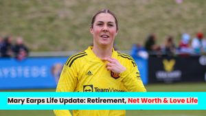 Mary Earps Retires at 32: Net Worth, Love Life, Family Roots, Side Jobs & That Famous Bus – Here’s Everything!