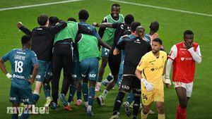 Metz Triumphs Over Reims To Secure Ligue 1 Return After Dramatic Play-Off Match