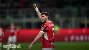 Milan Triumphs Over Bologna 3-1 With Gimenez's Two Goals Ahead Of Coppa Italia Final