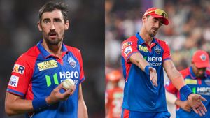 IPL 2025: Why Mitchell Starc Pulled Out Midway — What Led to His Sudden Exit from Delhi Capitals?