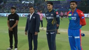 DC vs GT Toss Update, IPL 2025: Delhi Capitals vs Gujarat Titans Playing 11, Captain's Quotes, Pitch Report