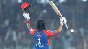 DC vs GT IPL 2025: KL Rahul Creates History With 5th Ton, Becomes First Batter To Achieve HUGE IPL Feat