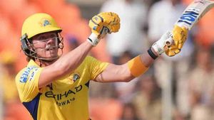 Fact-Check: Did Dewald Brevis Hit Massive 114 Metre Six During GT vs CSK IPL 2025 Match?