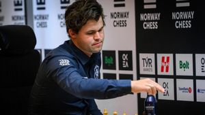 Norway Chess 2025: Magnus Carlsen Back on Top After Round 4 Victory