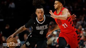 NBA All-Rookie First Team Highlights Spurs Star Stephon Castle's Outstanding Rookie Season