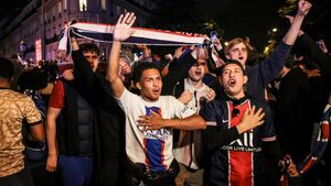 PSG vs Arsenal: Cars Ablaze, Minor in Critical Condition - How Lawless PSG Hooligans celebrated Champions League Semifinal Win