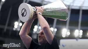 Tottenham Players Maddison, Bergvall, And Gray Advocate For Ange Postecoglou To Remain Manager