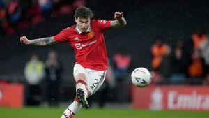 Manchester United Trio set to Leave Club after Contract Expiration as Ruben Amorim promises 'Good Days are Coming'