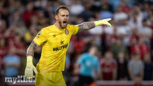 Bayer Leverkusen Completes Signing Of Goalkeeper Mark Flekken From Brentford For £10 Million