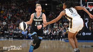 Hailey Van Lith Vows Chicago Sky Will Make Courtney Vandersloot's Injury Count After Indiana Fever Loss