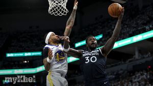 Julius Randle Agrees To Three-Year, $100 Million Contract With Timberwolves