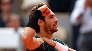 French Open: Musetti continues excellent clay form to reach last four