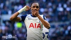 Mathys Tel Joins Tottenham On Permanent Deal As Thomas Frank's First Signing