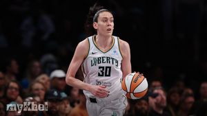 Breanna Stewart Injury Concerns After New York Liberty's Narrow Defeat To Sparks