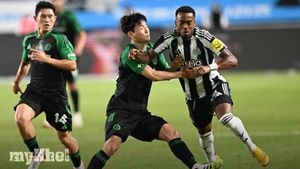 Eddie Howe Remains Hopeful That Joe Willock's Injury Is Not Serious Amid Newcastle's Pre-Season Struggles