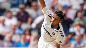 IND vs ENG: Anshul Kamboj at the centre of India's miserable bowling? Ricky Ponting and Nasser Hussain pinpoint mistake