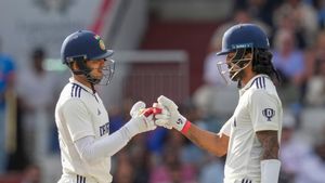 IND vs ENG: Shubman Gill, KL Rahul rewrite history for India amid Survival fight in Manchester