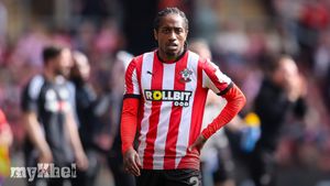 Besiktas Cancels Transfer Of Kyle Walker-Peters After Delay In Medical Appointment