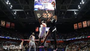 Las Vegas Aces Overcome Indiana Fever Loss With Strong Win Against Connecticut Sun