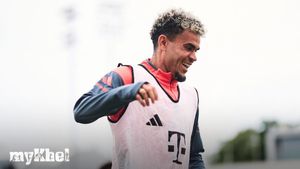 Luis Diaz Bids Emotional Farewell To Liverpool Fans Following Transfer To Bayern Munich