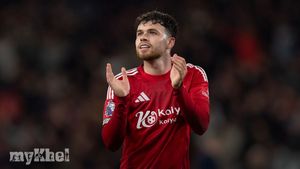 Neco Williams Extends Contract With Nottingham Forest For Four More Years