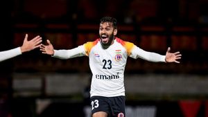 East Bengal player Souvik Chakrabarti signs new Deal at Club, set to stay till 2027