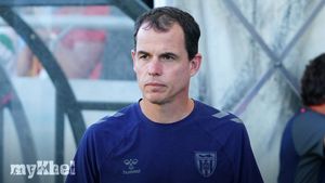 Le Bris Urges Sunderland To Show Ruthlessness Following Defeat To Sporting CP