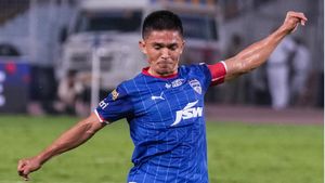 Chhetri Voices Concerns About Uncertainty in Indian Football Ecosystem Amid ISL Pause