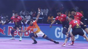 PKL 2025: Puneri Paltan Secure Historic Victory In Season's First Tie-Breaker Against Bengaluru Bulls