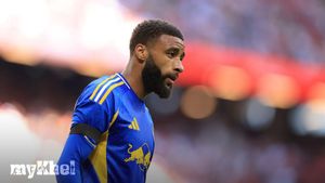 Farke Expresses Concern Over Jayden Bogle's Injury Before Premier League Opener Against Everton