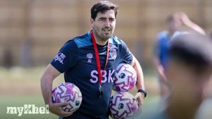 Iraola Addresses Bournemouth's Transfer Challenges Ahead Of Premier League Opener Against Liverpool