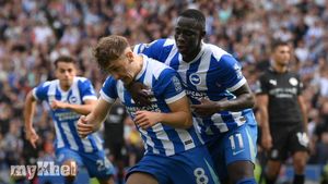 Brighton Triumphs 2-1 Against Manchester City With Late Goals From Milner And Gruda