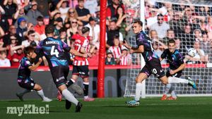 Bristol City Dominates Sheffield United With Scott Twine's Two Goals In Championship Opener