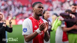 Chelsea Expands Squad With Signing Of Jorrel Hato From Ajax For £38.6 Million