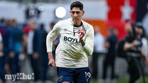 Edson Alvarez Joins Fenerbahce On Loan From West Ham For 2025-26 Season
